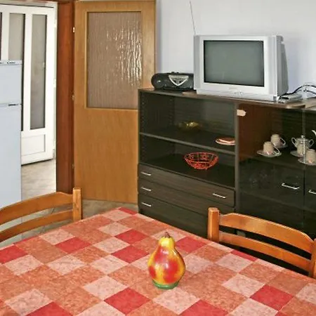 Apartment 14902a Postira